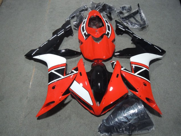 Cheap 2004-2006 Red White Black Yamaha YZF R1 Motorbike Fairing Cheap 2004-2006 Red White Black Yamaha YZF R1 Motorbike Fairing