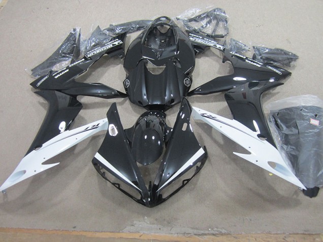 Cheap 2004-2006 Black White Yamaha YZF R1 Motor Bike Fairings Cheap 2004-2006 Black White Yamaha YZF R1 Motor Bike Fairings